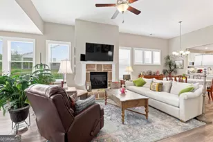 200 Sweetbay Ct, Peachtree City, GA 30269 - Photo 16