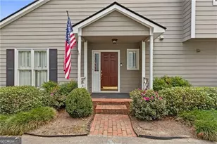 1055 Club Pl NE, Atlanta, GA 30319 - Photo 4