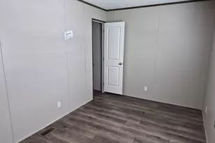 61 Poole Cir, Ellenwood, GA 30294 - Photo 6
