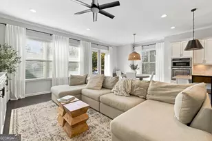 1010 Milhaven Dr, Roswell, GA 30076 - Photo 8