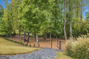 1010 Milhaven Dr, Roswell, GA 30076 - Photo 76
