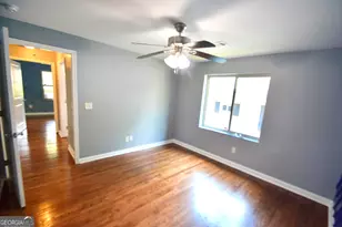 1385 Elizabeth Ln, East Point, GA 30344 - Photo 24