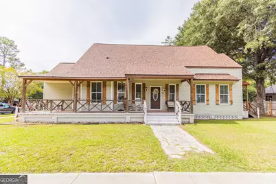 407 Harvey Street, Millen, GA 30442 - Photo 1