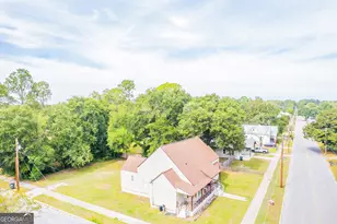 407 Harvey St, Millen, GA 30442 - Photo 22