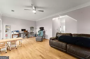 200 Abbotts Mill Dr, Johns Creek, GA 30097 - Photo 10
