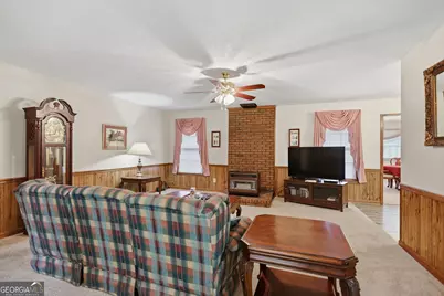 106 Jandale Drive, Lagrange, GA 30241 - Photo 12