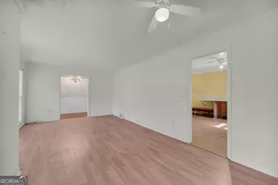 123 Gilmer Street, Lavonia, GA 30553 - Photo 10