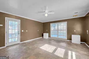 123 Gilmer St, Lavonia, GA 30553 - Photo 4