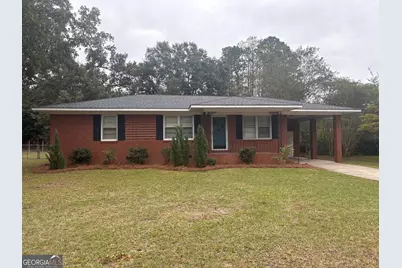 1605 Roberson Street, Dublin, GA 31021 - Photo 1
