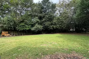 341 Mike St, Warner Robins, GA 31088 - Photo 6