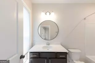 2130 Holtz Ln, Atlanta, GA 30318 - Photo 28