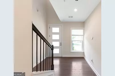 2130 Holtz Lane, Atlanta, GA 30318 - Photo 4