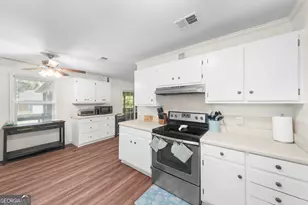 403 Park Dr, Waynesboro, GA 30830 - Photo 8