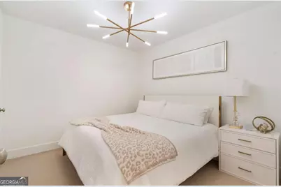 3630 Peachtree NE #2204, Atlanta, GA 30326 - Photo 32