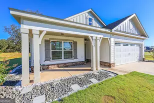 113 Chinaberry st, Pine Mountain, GA 31822 - Photo 2
