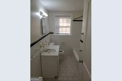 708 Highland Avenue #APT A, Dublin, GA 31021 - Photo 2