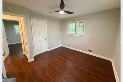1403 Pine Avenue, Atlanta, GA 30344 - Photo 10