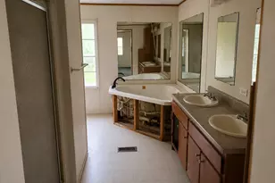227 Hanover Dr, Byron, GA 31008 - Photo 2