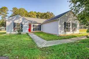 130 Shamrock Way, Newnan, GA 30263 - Photo 1