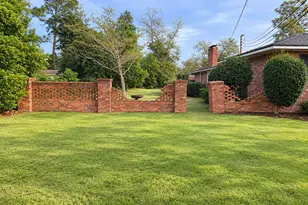 1405 Parkway Dr, Vidalia, GA 30474 - Photo 2