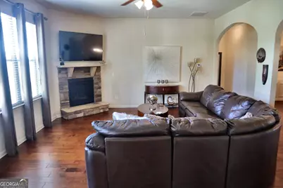 413 Mary Todd, McDonough, GA 30252 - Photo 8