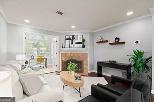 704 Barrington Hills Dr, Sandy Springs, GA 30350 - Photo 12