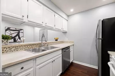 704 Barrington Hills Drive #704, Sandy Springs, GA 30350 - Photo 18