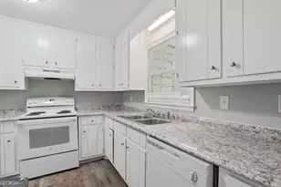5344 Ridgemere Ct, Stone Mountain, GA 30083 - Photo 6