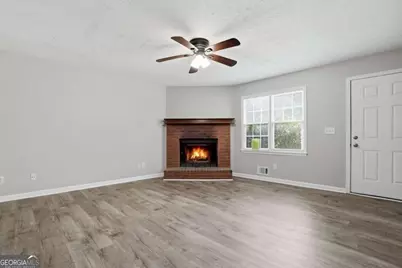 5344 Ridgemere Court, Stone Mountain, GA 30083 - Photo 10