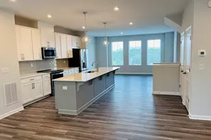 2732 Creekview Terrace NW, Atlanta, GA 30318 - Photo 4