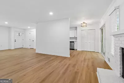 837 Hemingway Road, Stone Mountain, GA 30088 - Photo 16