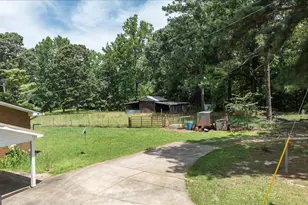 210 Bunch Rd, Tignall, GA 30668 - Photo 14
