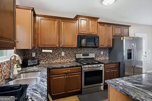 3051 Springdale Rd, Hapeville, GA 30354 - Photo 10
