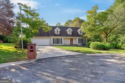 225 Blue Ridge Lane, Warner Robins, GA 31088 - Photo 2