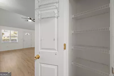 1007 Hillsborough Chase NW, Kennesaw, GA 30144 - Photo 6