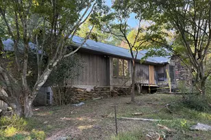 8679 Pea Ridge Rd, Cornelia, GA 30531 - Photo 1