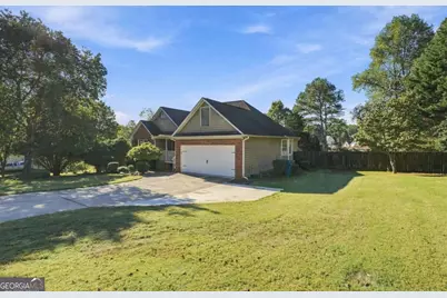 2015 Harfield Court, Bethlehem, GA 30620 - Photo 1
