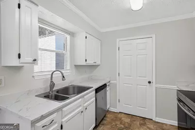 8 Ellen Court, Newnan, GA 30265 - Photo 16