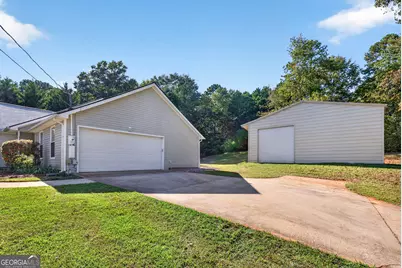 8 Ellen Court, Newnan, GA 30265 - Photo 4