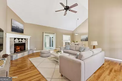 135 Lemarr Drive, Commerce, GA 30529 - Photo 10