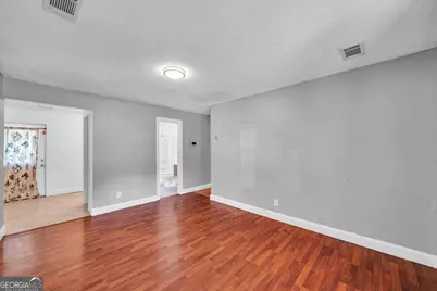 100 Ravenwood Way, Warner Robins, GA 31093 - Photo 8
