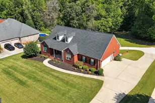 226 Hummingbird Ct, Hampton, GA 30228 - Photo 4