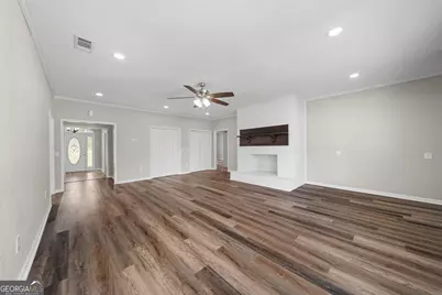106 Avondale Dr, Sylvania, GA 30467 - Photo 6