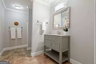 2380 Defoors Ferry Rd NW, Atlanta, GA 30318 - Photo 26
