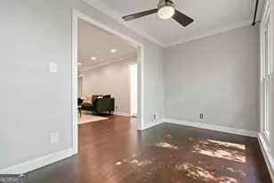 2380 Defoors Ferry Rd NW, Atlanta, GA 30318 - Photo 10