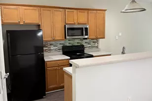 547 Maggie Ln, Jonesboro, GA 30238 - Photo 6