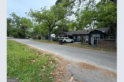 225 W Jessamine Street, Fitzgerald, GA 31750 - Photo 38
