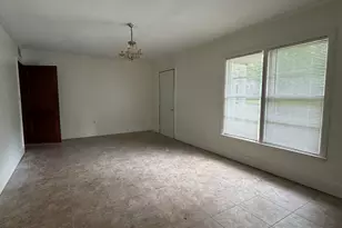 225 W Jessamine St, Fitzgerald, GA 31750 - Photo 22