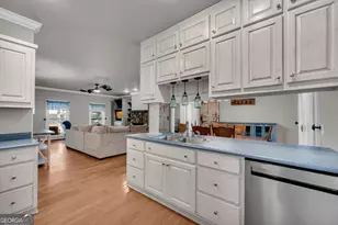 399 Grindstone Creek Dr, Clarkesville, GA 30523 - Photo 22