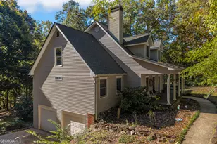 399 Grindstone Creek Dr, Clarkesville, GA 30523 - Photo 2